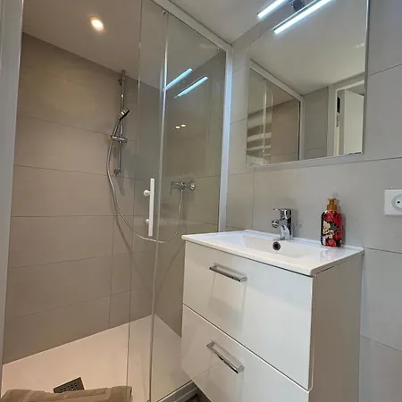 Apartamento New - Croix Roussienne At Night